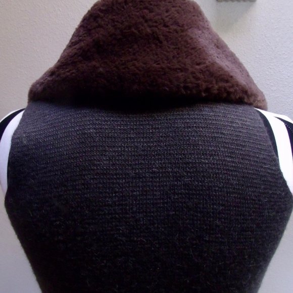 GAP GRAY KNIT W/SOFT BROWN FAUX FUR COLLAR SLEEVELESS SWEATER VEST Sz S Small - Picture 4 of 12